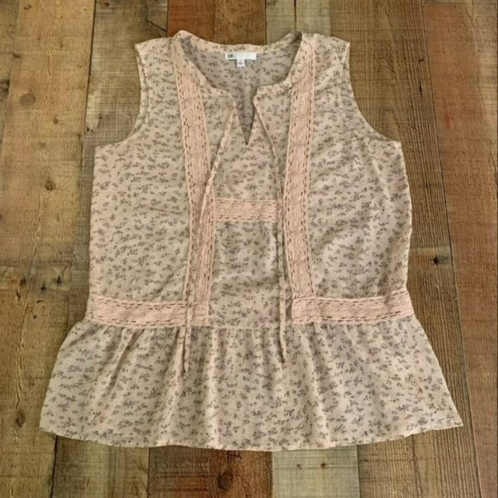 DR2 womens lightweight pink v-neck tank top with pink and black flowers - M